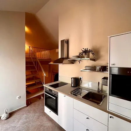Holiday home Zore *