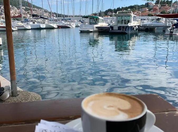 Zore بيت للعطل *